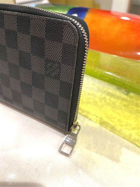 louis vuitton damier zip around wallet|louis vuitton bifold wallet men.